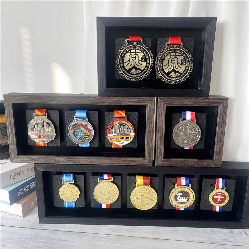速发立体马拉松奖牌木质展示架挂墙立式展示相框摆台p章收纳盒