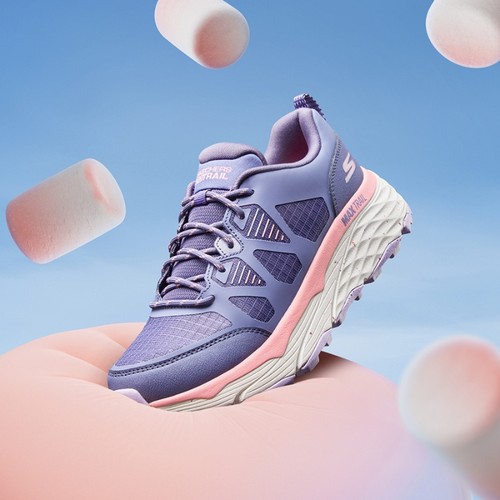 斯凯奇秋冬新款轻便户外跑步鞋女