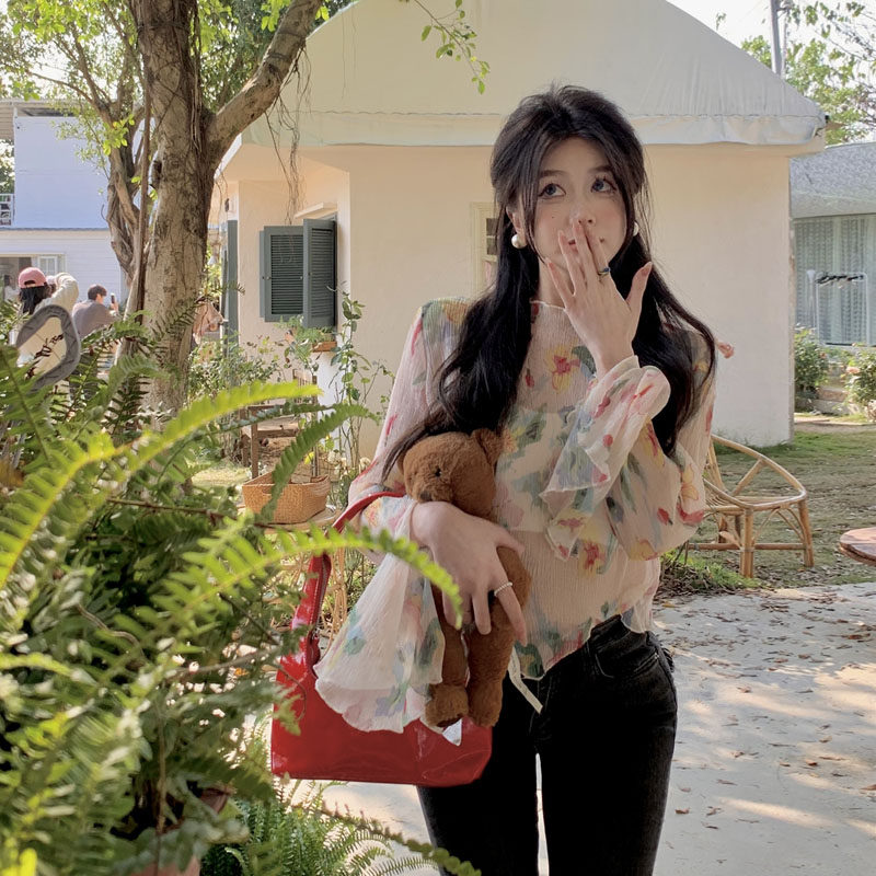 速发春复妹辣古碎花甜季褶皱薄款气质防晒罩衫套头短款上衣