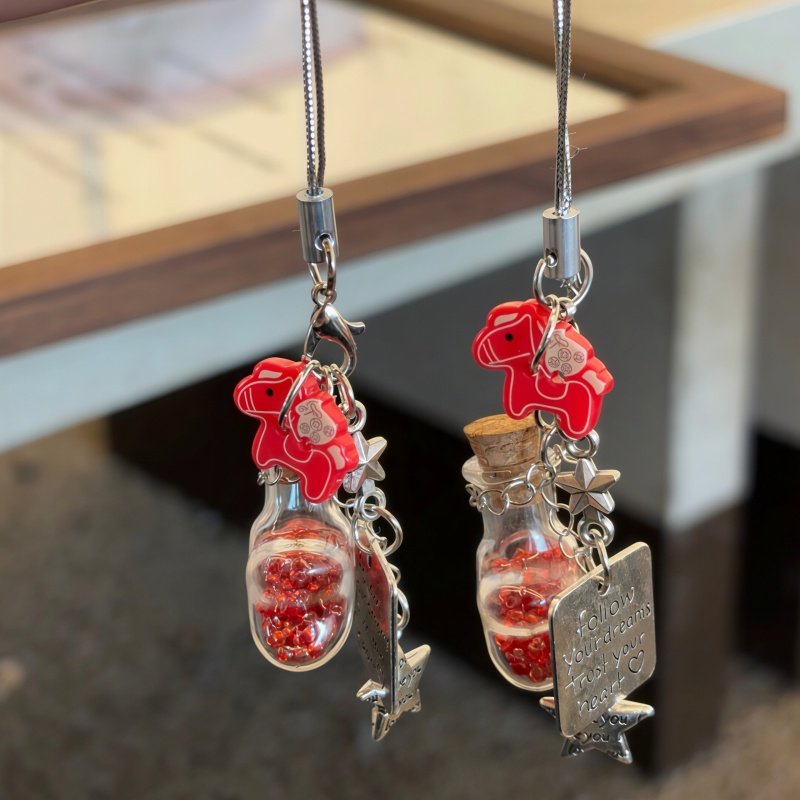新年小马许愿瓶挂件小众设计简约ins手机链可爱包包挂饰创意礼物,3C数码配件,手机挂件/手机链,淘宝优惠券,粉丝福利购,淘宝优惠卷