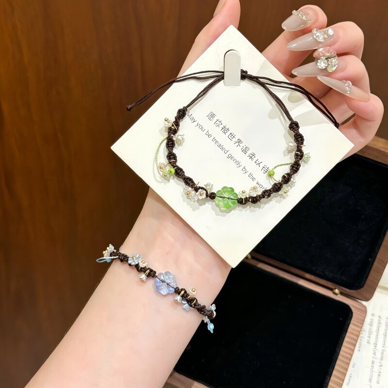森系小清新四叶草繁花手链女编织叠戴手绳ins百搭高颜值闺蜜手链