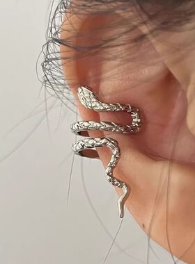 欧美时尚个性小蛇耳夹ins小众高级设计感无耳洞复古耳骨夹耳饰潮