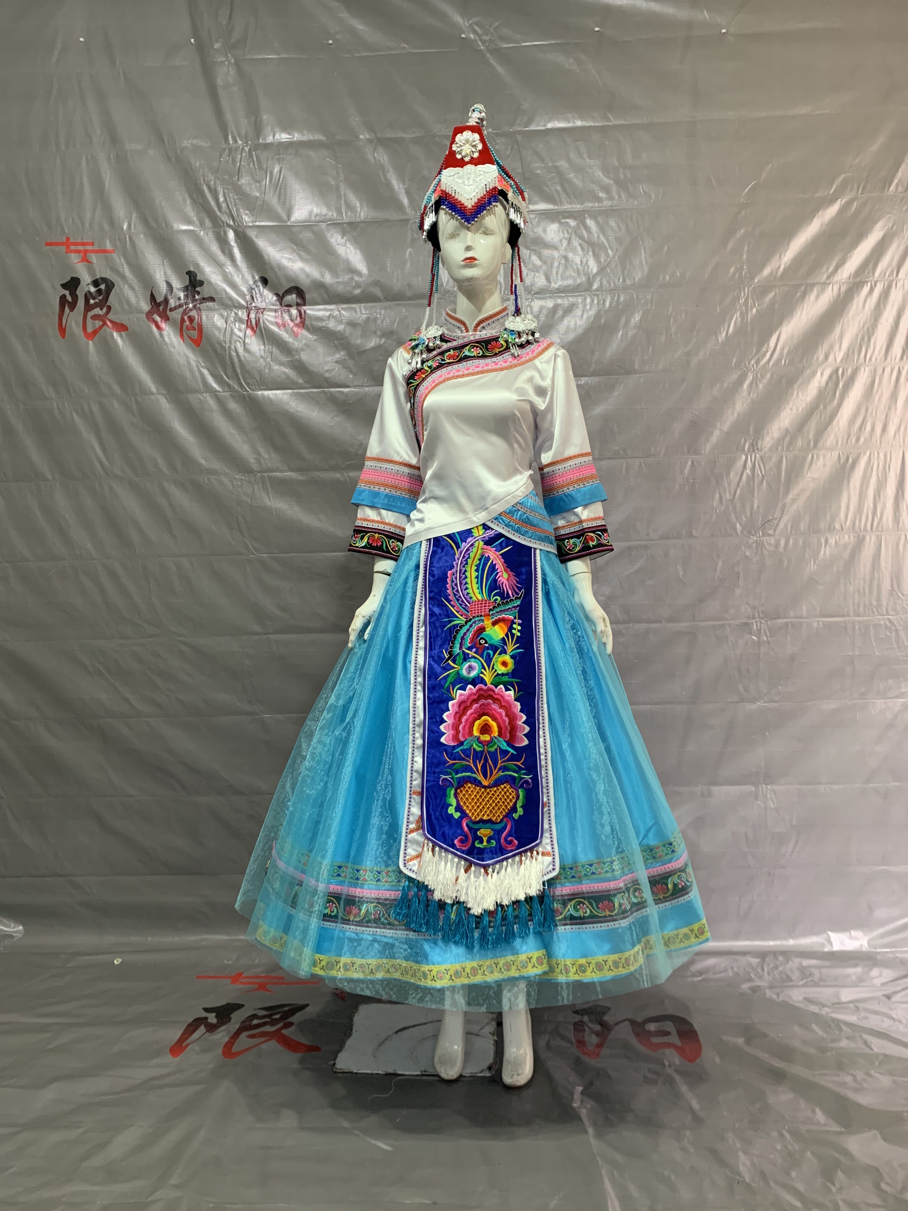 新款畲族少数民族服装女高端婚嫁礼服传统凤冠刺绣服饰长裙演出服
