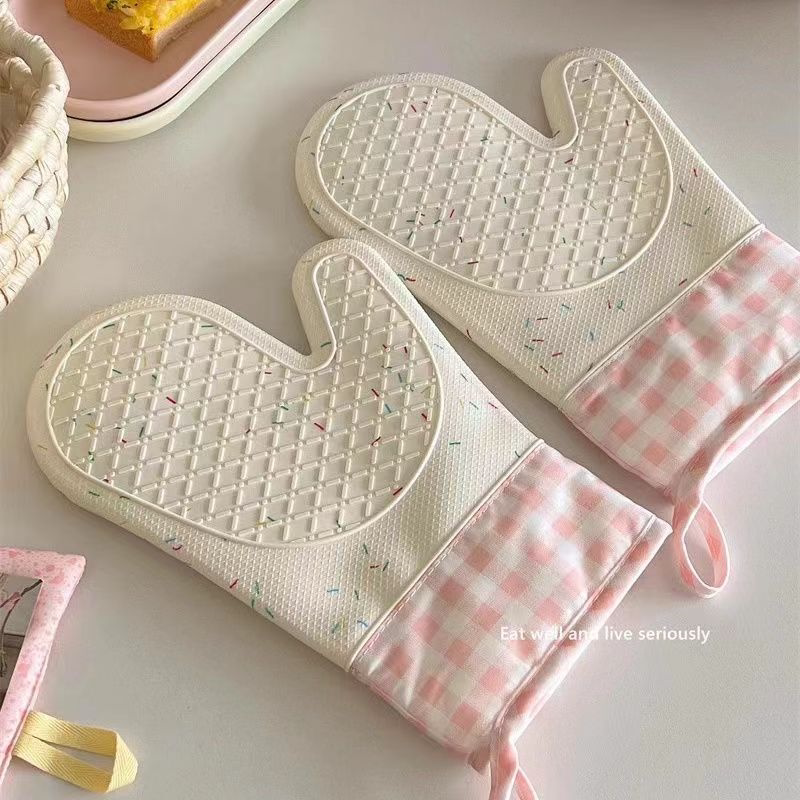 可爱耐高温硅胶手套微波炉防热手套厨房烤箱烘焙防滑防烫隔热手套