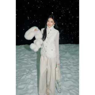 DUO白色菱格马甲冬季 OLIVIA 纯色简约保暖百搭夹棉背心 现货