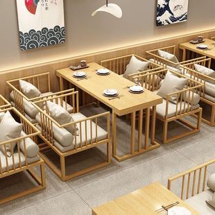 中式 面馆茶馆桌椅组合国潮主题饭店日式 茶餐厅实木靠墙卡座