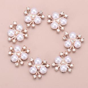 10Pcs Pearl Flower Shaped Rhinestone Buttons Sparkling Cryst