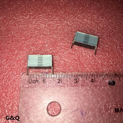 EPCOS千层糕电容 B32562J3684J 0.68UF 684 25021 B32564J1336K