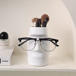 创意眉笔眉刷筒摩艾石像笔筒书桌收纳筒艺术感简约眼镜架桌面摆件