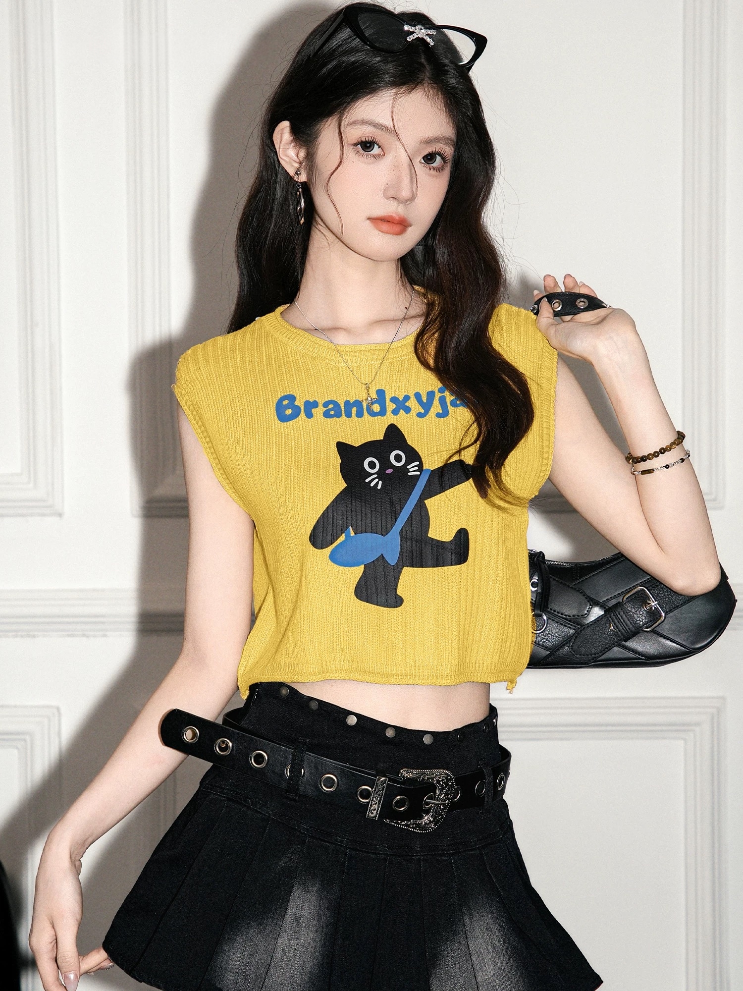 2025夏季新款韩版时尚百搭显瘦圆领无袖背心女宽松休闲上衣