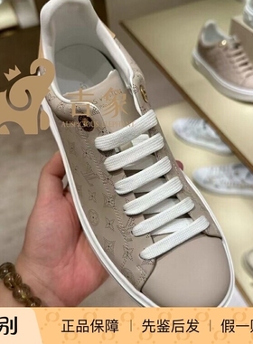 Lv路易威登23新款女鞋米色牛皮雕花Time Out厚底板鞋运动鞋1ACHPG