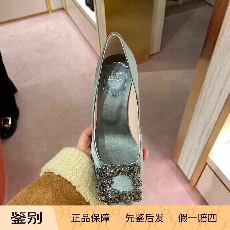 2025新款女鞋蓝灰色缎面方块