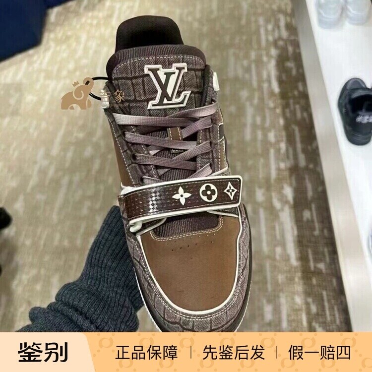 路易威登新款男鞋鳄鱼纹理丹宁布