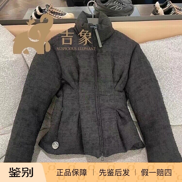 Moncler新款黑色粗花呢羽绒服