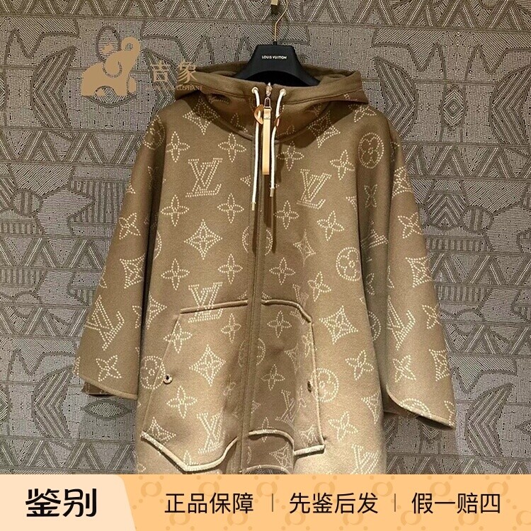 LV路易威登2024新款女装Monogram印花羊毛斗篷大衣外套1AGBMK