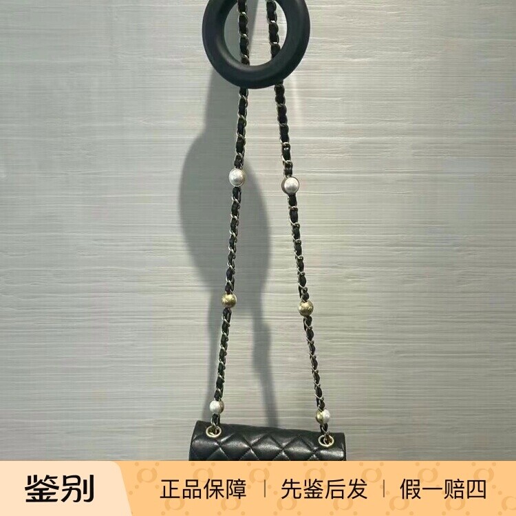 [现货]Chanel香奈儿24A新款女包黑色羊皮珍珠链条方胖子Cf mini包