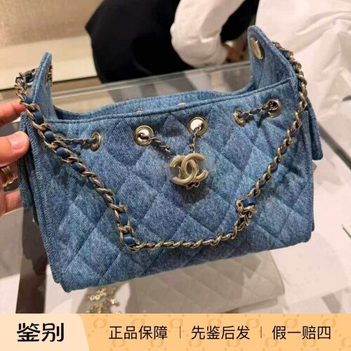 香奈儿牛仔抽绳单肩腋下包