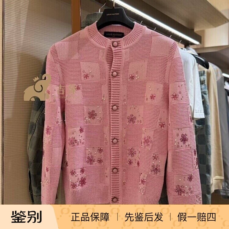 路易威登2025新款粉色针织衫