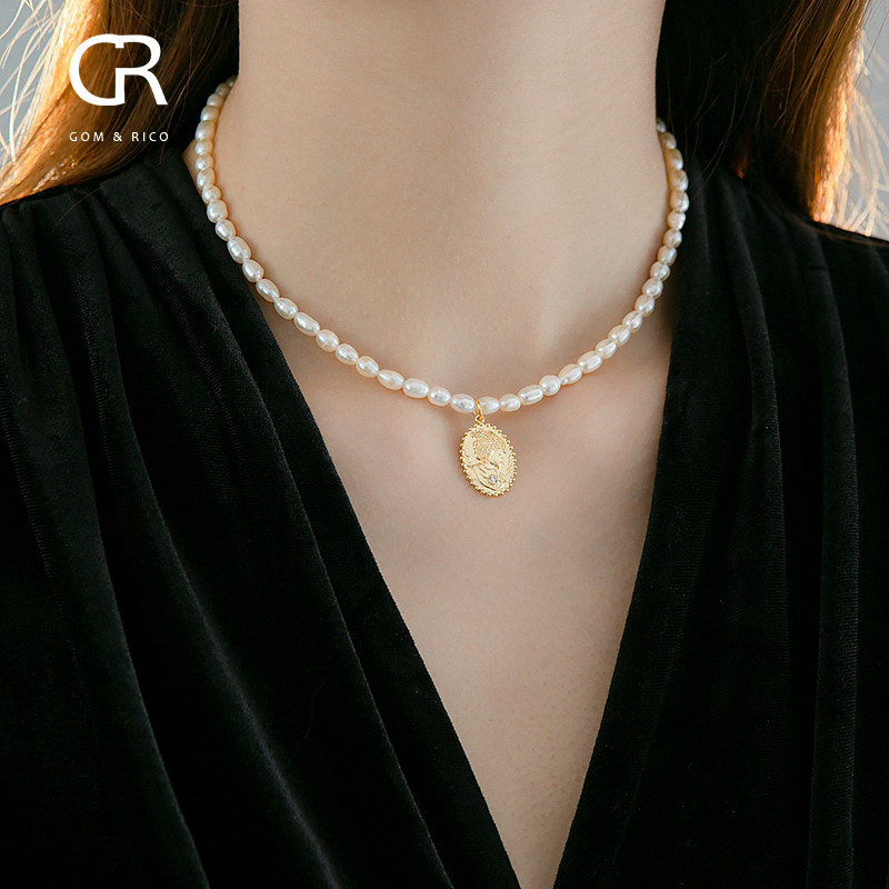 6.9新款小众设计感天然珍珠项链女高级感人头牌锁骨链颈链配饰