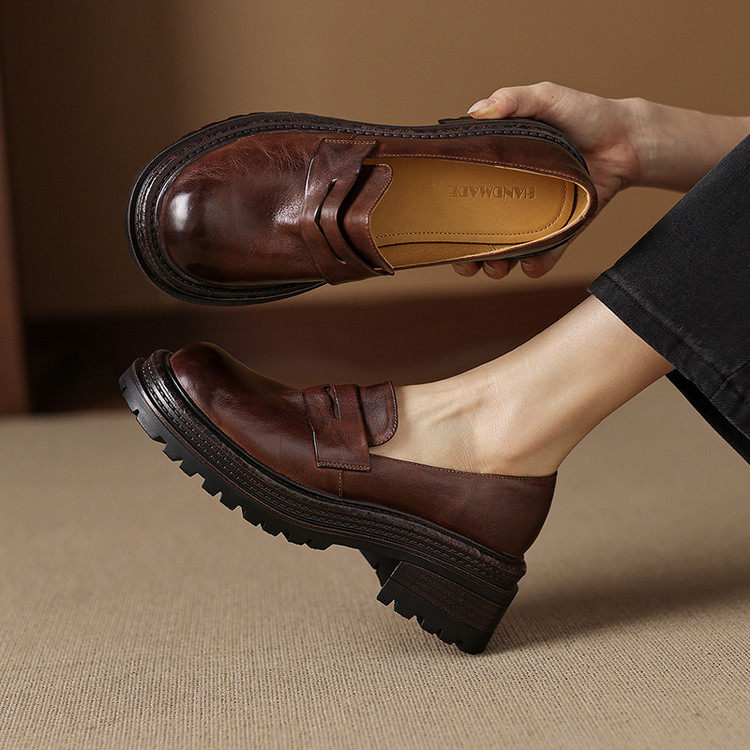 松糕底橡胶胶粘工艺头层猪皮布洛克鞋深口单鞋,女鞋,深口单鞋,淘宝优惠券,粉丝福利购,淘宝优惠卷