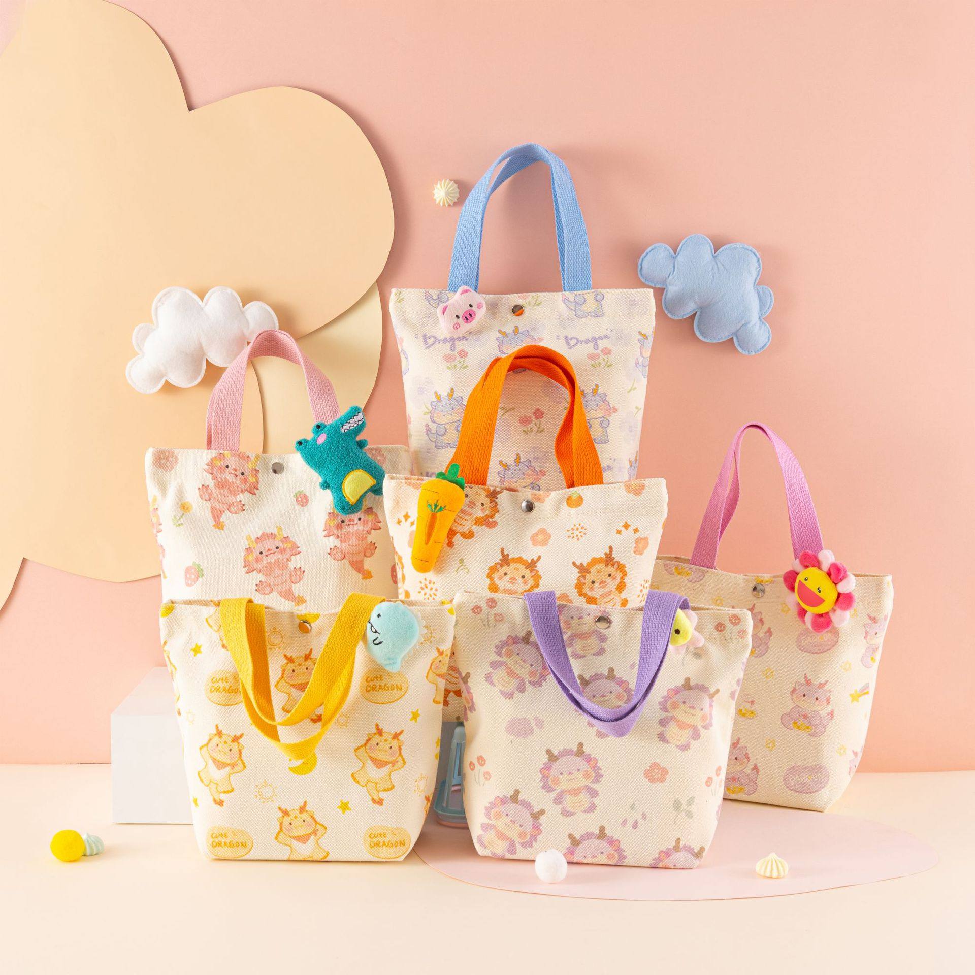 可爱慵懒风卡通萌龙手提帆布包斜跨单肩系列大容量日常通勤帆布包,箱包皮具/热销女包/男包,时尚帆布包,淘宝优惠券,粉丝福利购,淘宝优惠卷