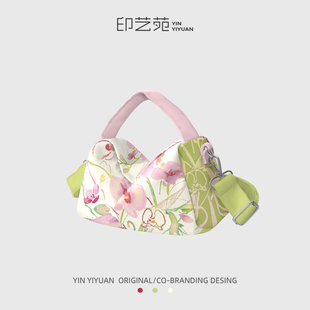 印艺苑原创蝴蝶兰的夏天帆布包女2025新款上班通勤斜挎手提方包