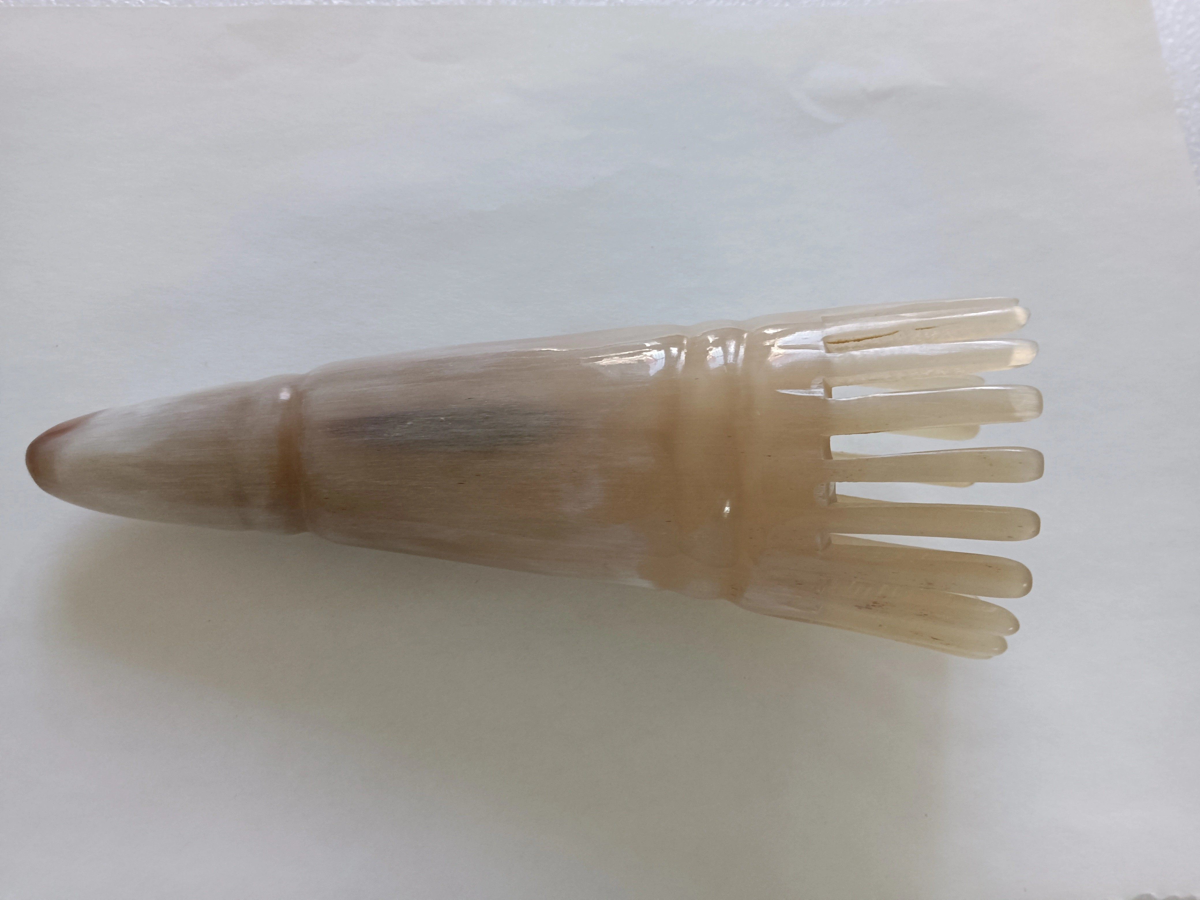 牦牛角梳家用刮痧按摩梳经络梳头部护理，适用于乌守道护理