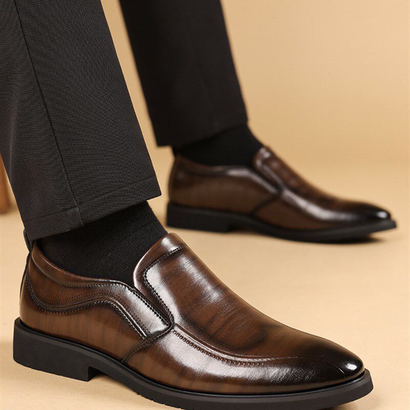 新品休闲皮鞋男款商务正装2026春季新款透气真皮套脚Y豆豆鞋一脚