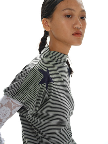 oinimi 趣味贴布绣星星条纹TEE 连肩袖半高领T恤