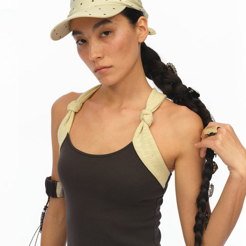 oinimi 绑结吊带 墨茶撞黄遮副乳工字背心Tank top