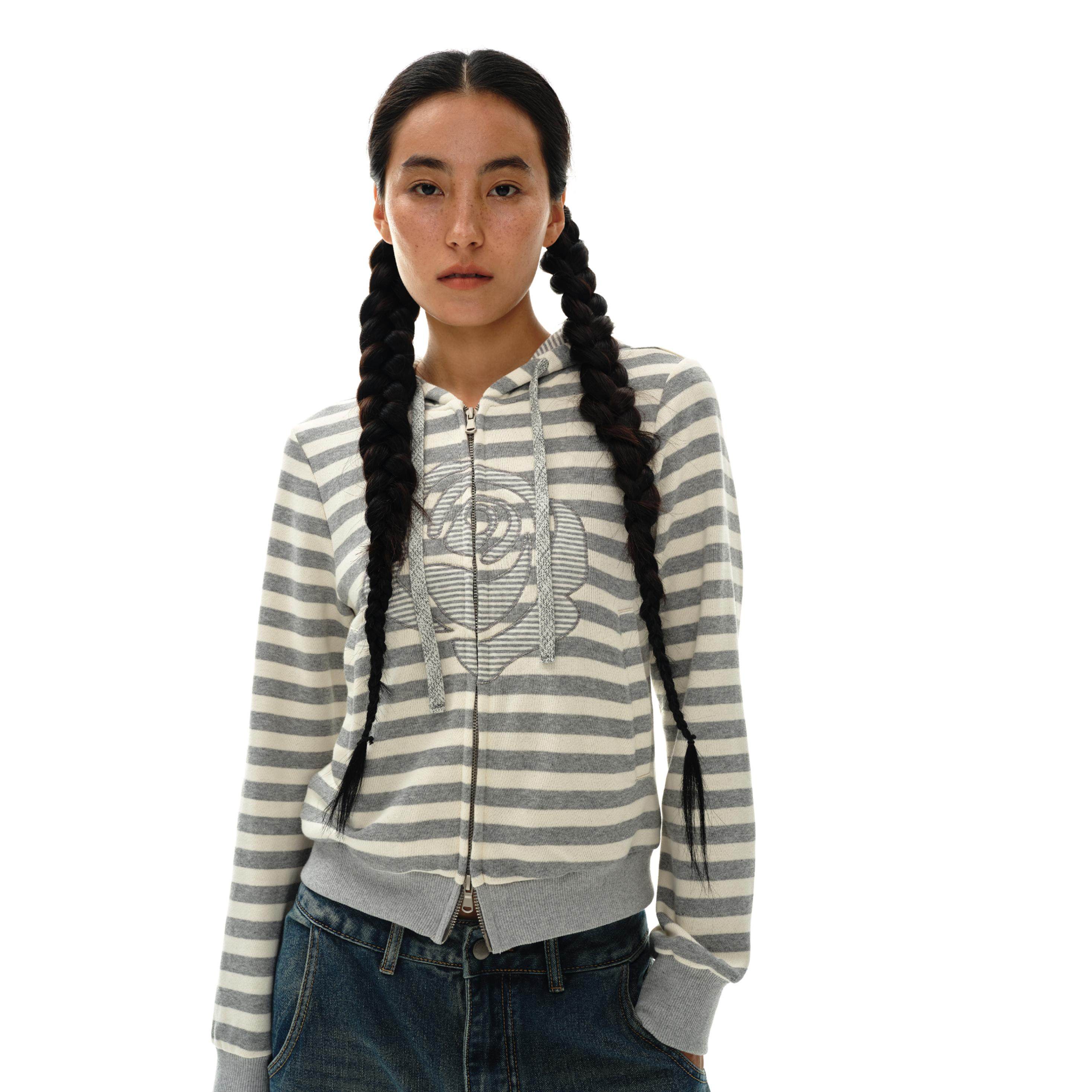 oinimi 花灰条纹花朵刺绣卫衣 贴布绣连帽拉链短外套,女装/女士精品,卫衣/绒衫,淘宝优惠券,粉丝福利购,淘宝优惠卷