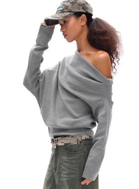 oinimi 柔软雕塑感褶皱斜肩针织衫 一字肩花灰毛衣针织衫