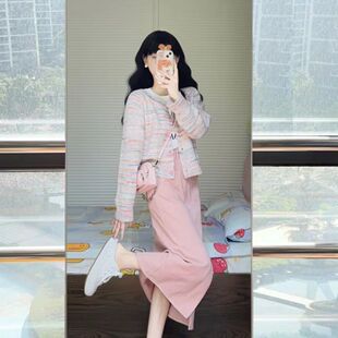 甜美温柔小众秋季穿搭一整套气质条纹毛衣开衫粉色半身裙二件套装