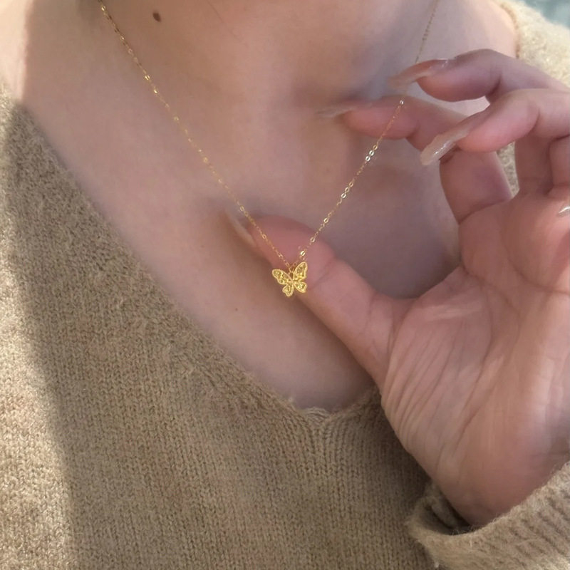 金色碎冰冰蝴蝶项链女2026新款精致轻奢钛钢不掉色锁骨链饰品定制