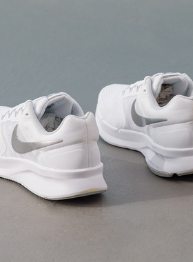 NIKE耐克正品运动鞋女鞋春季新款SWIFT3透气网面跑步鞋DR2698