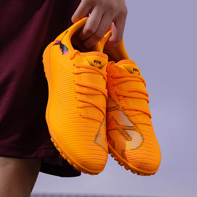 Puma彪马FUTURE 8 PLAY TT碎钉男女鞋比赛训练足球鞋运动鞋108605