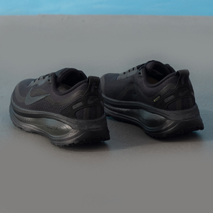 2025秋冬新品 透气运动鞋 VOMERO GTX专业跑步鞋 HQ7002 耐克女鞋