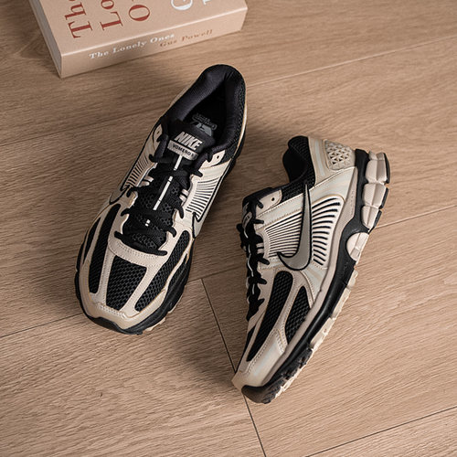 耐克（NIKE）男鞋 2026新款春季运动鞋zoom vomero 5复古时尚透气