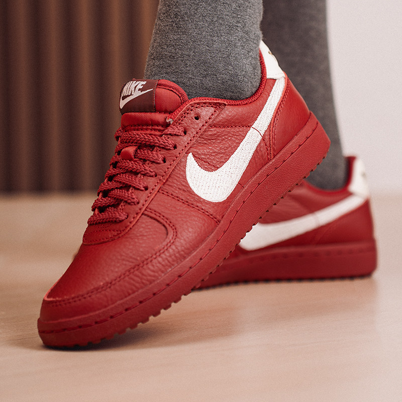 Nike耐克红色新年款女鞋子2026春季复古低帮休闲板鞋IF5007-601,运动鞋new,运动休闲鞋,淘宝优惠券,粉丝福利购,淘宝优惠卷