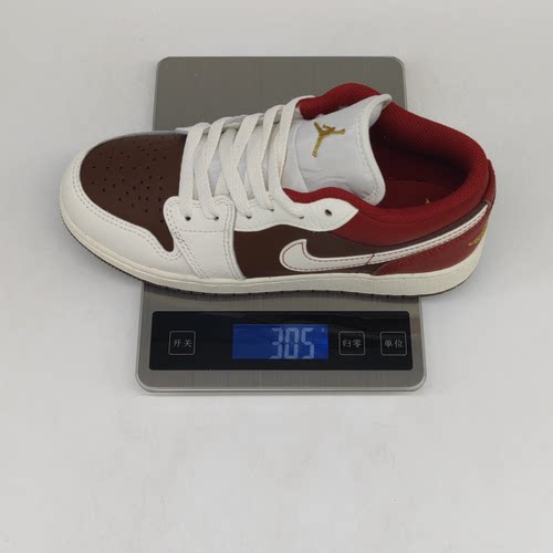 耐克官方女鞋马年26新年款AJ1芝加哥白棕红板鞋篮球鞋IR7600-211