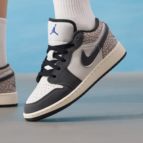 耐克（NIKE）女鞋air jordan 1 low se大童运动鞋复古低帮板鞋