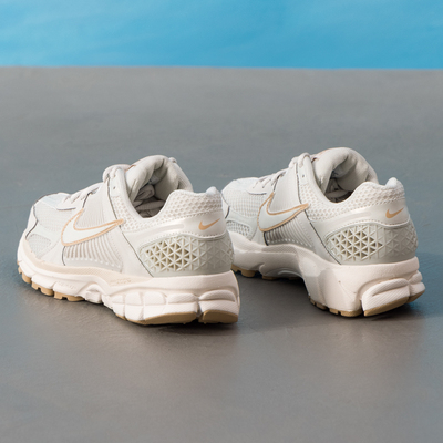 NIKE耐克女鞋官方春季新款运动鞋低帮休闲鞋旅游鞋IB8929