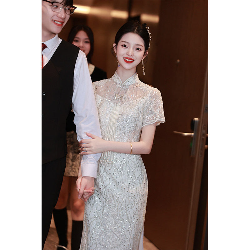 速发新中式订婚服服高级感20登4新款敬酒服新娘衣礼领证2记回门旗