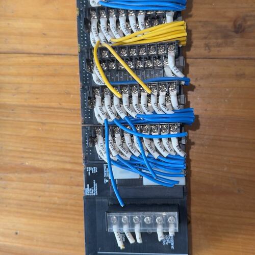 议价PLCCJ1W-PA205RCJ1M-CPCJ1M-CPU11CJ1M-CPU12