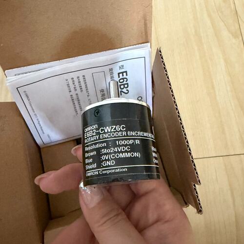 旋转编码器E6B2-CWZ6CE6B2-CWZ6C 100P/R 2ME6B2-CWZ6C 360P/R 2M