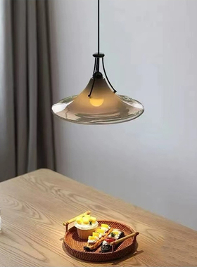 意大利设计师款餐厅吊灯现代简约创意个性吧台餐桌灯北欧极简时尚