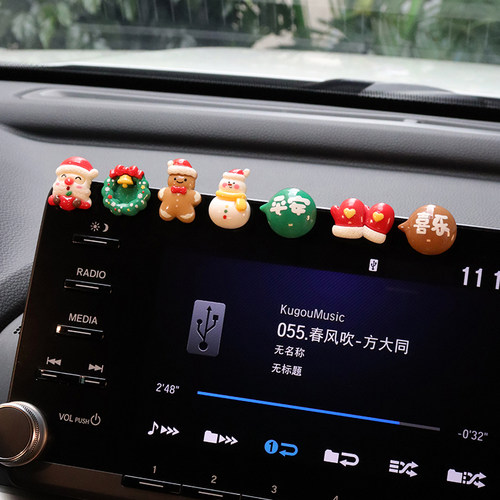 平安圣诞节老人汽车内中控台