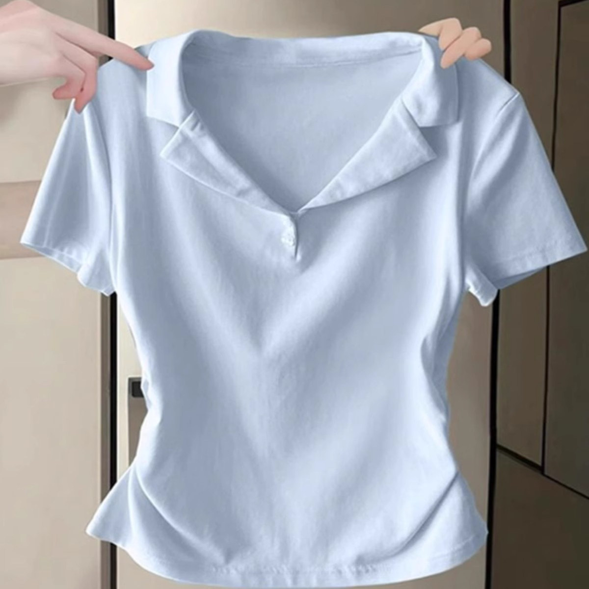 高级感V领POLO衫短袖T恤