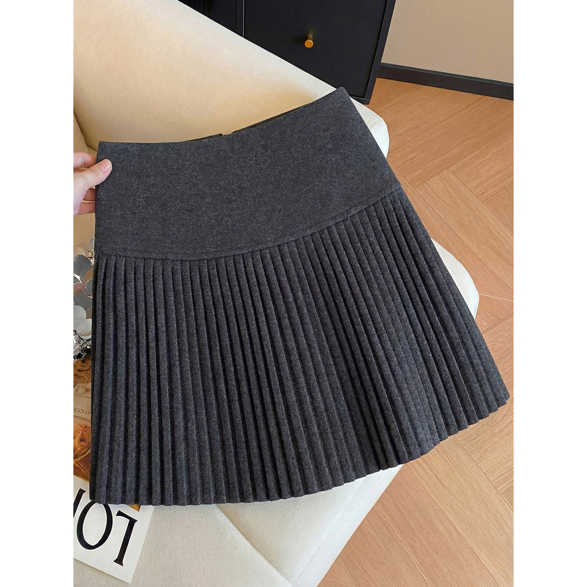 信手拈来的大长腿~半身裙女秋冬季洋气显瘦高腰a字垂感百褶短裙,女装/女士精品,半身裙,淘宝优惠券,粉丝福利购,淘宝优惠卷