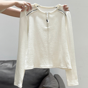 新款 一穿爱上 秋冬季 T恤白色打底衫 韩系上衣 圆领半开领磨毛长袖